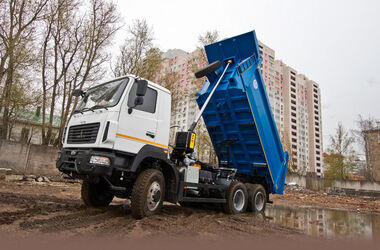 МАЗ вместо МАНа: испытываем новый самосвал 6x6 для Сургута